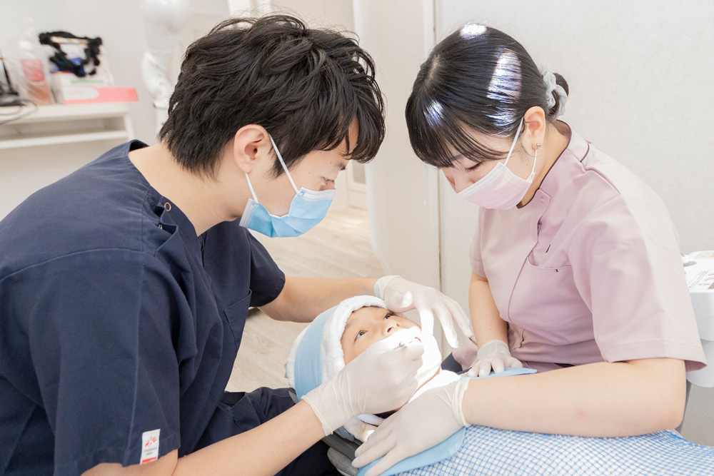 子どもの歯科麻酔は痛い? <br />当院が実践する「できるだけ痛くない麻酔」の3つの工夫